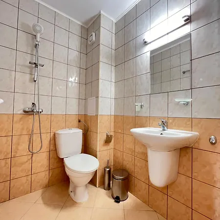 Хотел Damyanoff 2*