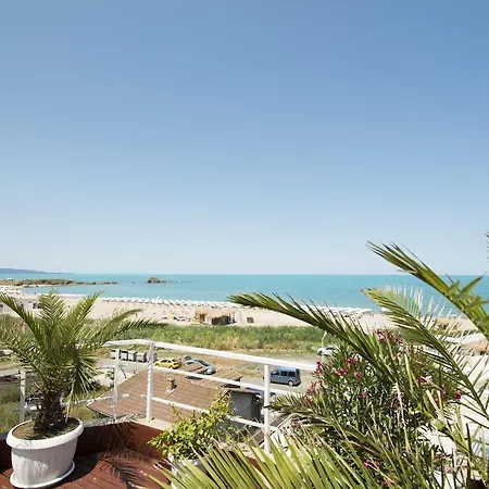 Damyanoff Хотел 2*